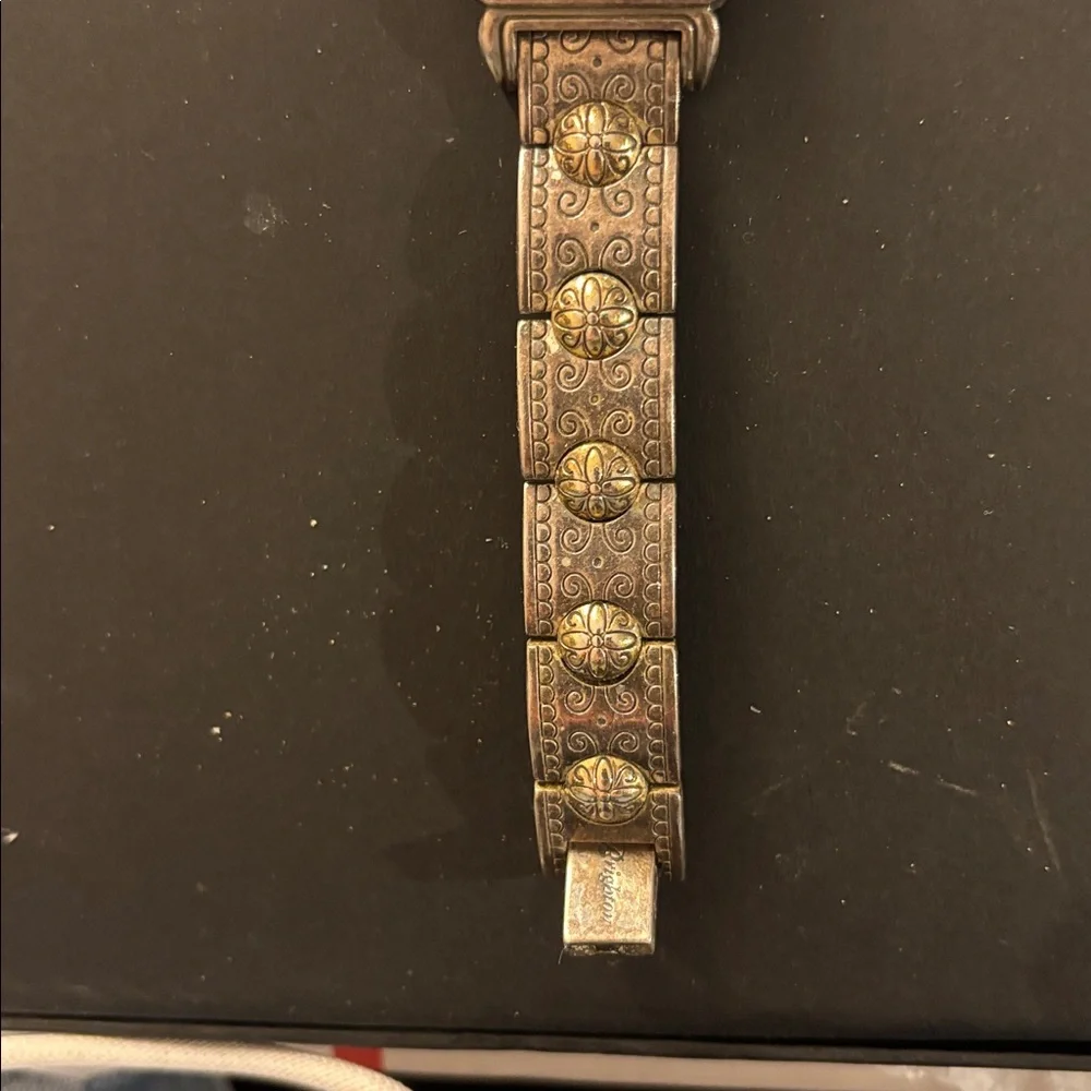 Vintage Gold-Tone Watch with Ornate Band untested